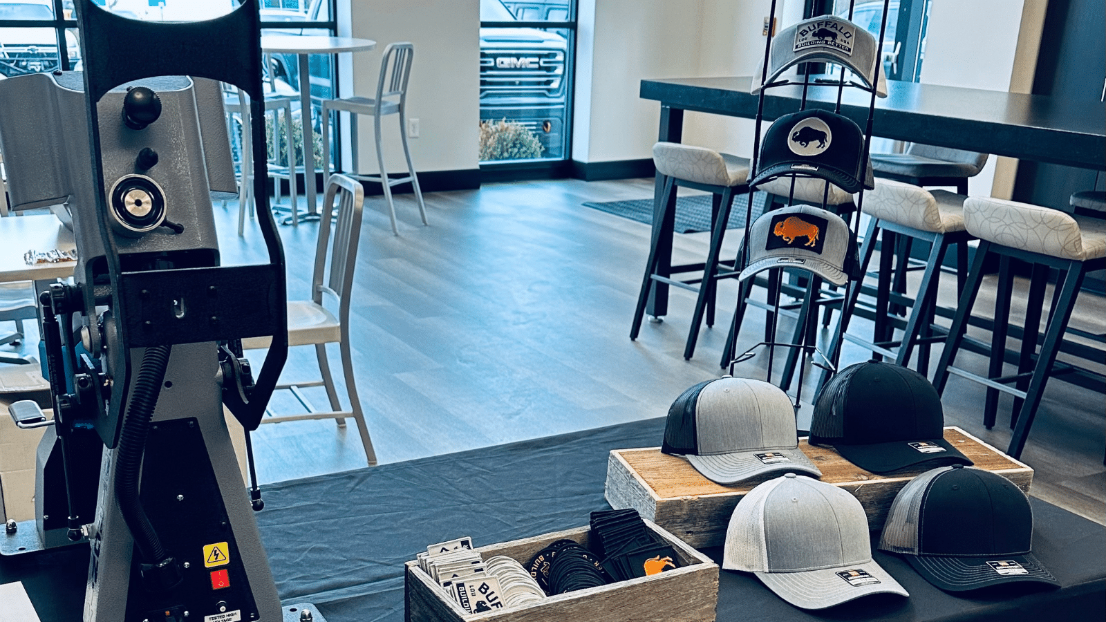 Onsite Hat Bar main image 0